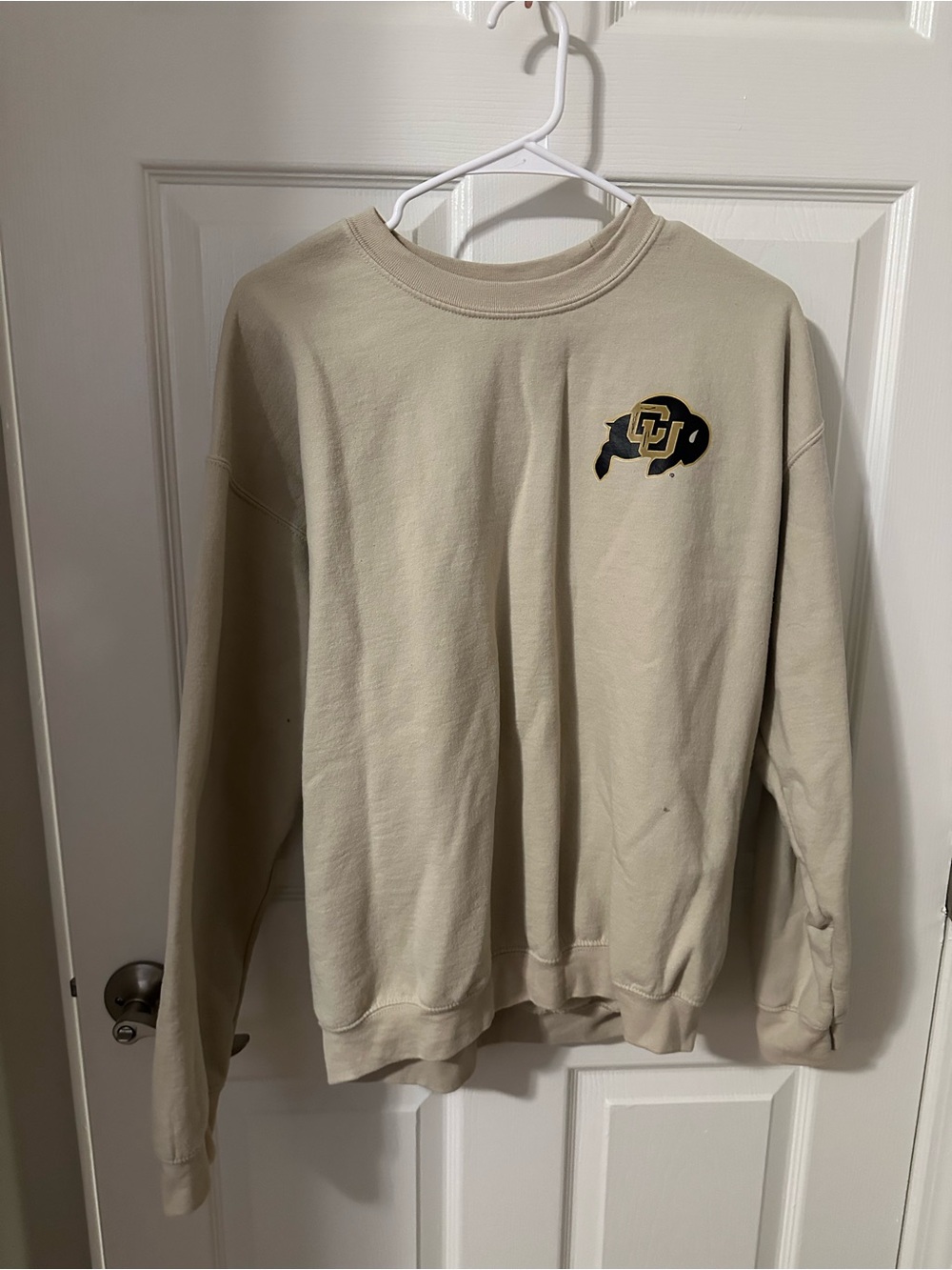 University of Colorado CU Boulder Gildan Beige Sweatshirt - Campus Map on Back